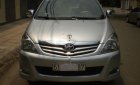 Toyota Innova 2.0G 2010 - Bán Toyota Innova 2.0G năm sản xuất 2010, màu bạc như mới