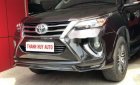 Toyota Fortuner   V  2016 - Bán Toyota Fortuner V năm sản xuất 2016, màu đen xe gia đình