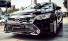 Toyota Camry 2.0 E 2017 - Bán Toyota Camry 2.0 E 2018, màu đen, 957 triệu