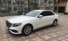 Mercedes-Benz E class E200 2016 - Bán ô tô Mercedes E200 đời 2016, màu trắng  