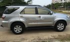 Toyota Fortuner 2010 - Bán Toyota Fortuner năm 2010, màu bạc 