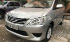 Toyota Innova 2013 - Cần bán gấp Toyota Innova năm 2013, màu bạc chính chủ, 538 triệu