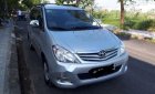 Toyota Innova G 2011 - Cần bán xe Toyota Innova G đời 2011, màu bạc, giá tốt