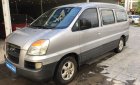 Hyundai Starex 2004 - Bán Hyundai Starex năm sản xuất 2004, màu bạc, nhập khẩu nguyên chiếc, giá cạnh tranh