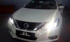 Nissan Teana SL 2017 - Bán xe Nissan Teana SL đời 2017, màu trắng, xe nhập Mỹ, xe chất, giá giảm sâu
