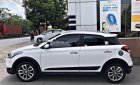 Hyundai VT260 2016 - Cần bán Hyundai i20 Active đời 2016, màu trắng, xe nhập, giá tốt