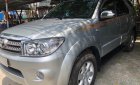 Toyota Fortuner 2011 - Bán xe Toyota Fortuner năm sản xuất 2011, màu bạc