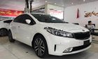 Kia Cerato 1.6 AT 2016 - Cần bán lại xe Kia Cerato 1.6 AT đời 2016, màu trắng, giá chỉ 610 triệu