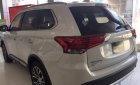 Mitsubishi Outlander 2.0 CVT 2018 - Bán xe Mitsubishi Outlander 2.0 CVT 2018, màu trắng