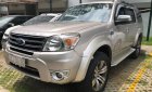 Ford Everest 2.5MT 2013 - Bán xe Ford Everest 2.5MT sản xuất 2013, màu vàng