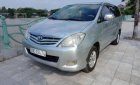 Toyota Innova J 2010 - Cần bán lại xe Toyota Innova J sản xuất 2010