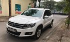 Volkswagen Tiguan 2.0 AT 2011 - Cần bán xe Volkswagen Tiguan 2.0 AT năm 2011, màu trắng, xe nhập, 651 triệu