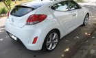 Hyundai Veloster 1.6 2011 - Cần bán gấp Hyundai Veloster 1.6 sản xuất năm 2011, màu trắng xe gia đình, giá 495tr