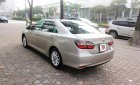 Toyota Camry 2.0E 2016 - Cần bán xe Toyota Camry 2.0E đời 2016, màu ghi vàng