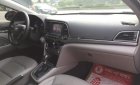 Hyundai Elantra 2.0 AT 2017 - Bán ô tô Hyundai Elantra 2.0 AT đời 2017, màu đỏ