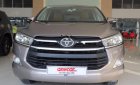 Toyota Innova 2.0E 2017 - Cần bán Toyota Innova 2.0E 2017, màu bạc