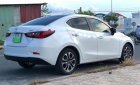 Mazda 2 2016 - Cần bán Mazda 2 đời 2016, màu trắng số tự động