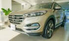 Hyundai Tucson 2018 - Bán xe Hyundai Tucson 1.6 Turbo 2018 giá chỉ 892 triệu. LH: 0903 175 312