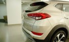 Hyundai Tucson 2018 - Bán xe Hyundai Tucson 1.6 Turbo 2018 giá chỉ 892 triệu. LH: 0903 175 312