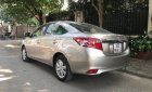 Toyota Vios E MT 2017 - Bán Toyota Vios E MT năm 2017, màu vàng cát