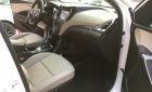 Hyundai Santa Fe 2.2 CRDi 4WD 2018 - Bán xe Hyundai Santa Fe 2.2 CRDi 4WD năm 2018, màu trắng