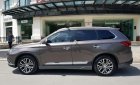 Mitsubishi Outlander 2.4L 2018 - Bán Mitsubishi Outlander 2.4L 2018, màu nâu