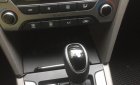Hyundai Elantra 2017 - Bán Hyundai Elantra sản xuất 2017 số tự động giá cạnh tranh