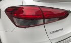 Kia Cerato 1.6AT 2017 - Cần bán gấp Kia Cerato 1.6AT đời 2017, màu trắng, giá chỉ 618 triệu
