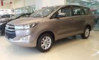 Toyota Innova 2.0E B 2018 - Bán Toyota Innova 2.0E 2018 màu đồng, nội thất Đen - Hỗ trợ trả góp 90%, bảo hành chính hãng 3 năm/Hotline: 0898.16.8118