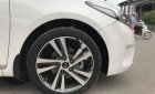 Kia Cerato Signature 1.6 AT 2017 - Cần bán lại xe Kia Cerato Signature 1.6 AT đời 2017, màu trắng