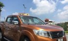 Nissan Navara EL 2.5 AT 2WD 2017 - Cần bán Nissan Navara EL năm sản xuất 2017, màu vàng, xe nhập chính chủ giá cạnh tranh