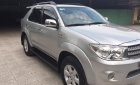 Toyota Fortuner g 2011 - Nhà tôi cần bán xe Fortuner G 2011, máy dầu, màu bạc, xe đi kỹ và giữ gìn