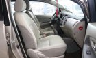 Toyota Innova E 2.0MT 2014 - Cần bán xe Toyota Innova E 2.0MT sản xuất 2014, màu vàng