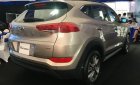 Hyundai Tucson    2.0 AT 2WD 2018 - Bán xe Hyundai Tucson 2.0 AT 2WD năm 2018, màu ghi vàng 