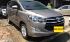 Toyota Innova 2.0E 2018 - Cần bán lại xe Toyota Innova 2.0E sản xuất năm 2018, màu bạc