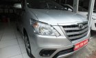 Toyota Innova 2.0E 2015 - Bán Toyota Innova 2.0E đời 2015, màu bạc số sàn