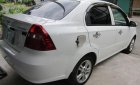 Chevrolet Aveo 2015 - Cần bán Chevrolet Aveo năm 2015, màu trắng còn mới, 308 triệu