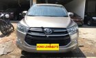 Toyota Innova 2.0E 2018 - Cần bán lại xe Toyota Innova 2.0E sản xuất năm 2018, màu bạc