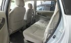 Toyota Innova 2.0E 2015 - Bán Toyota Innova 2.0E đời 2015, màu bạc số sàn