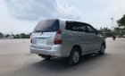 Toyota Innova 2.0E 2013 - Bán Toyota Innova 2.0E đời 2013, màu bạc như mới, giá tốt