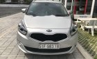 Kia Rondo   1.7 AT  2016 - Cần bán Kia Rondo 1.7 AT năm sản xuất 2016, màu bạc xe gia đình, giá tốt