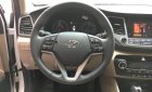 Hyundai Tucson 2.0AT 2018 - Cần bán lại xe Hyundai Tucson 2.0AT sản xuất 2018, màu trắng, xe nhập
