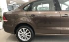 Volkswagen Polo 2017 - Bán xe Volkswagen Polo Sedan 2018, màu nâu, nhập khẩu - LH 0967.335.988