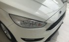 Ford Focus 2018 - Bán Ford Focus năm 2018 màu trắng, giá 599 triệu