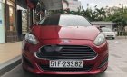 Ford Fiesta 2015 - Bán Ford Fiesta sản xuất năm 2015, màu đỏ xe gia đình