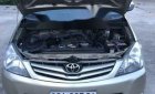 Toyota Innova  2.0G 2009 - Bán Toyota Innova 2.0G đời 2009, màu bạc xe gia đình, giá chỉ 425 triệu