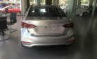 Hyundai Accent 1.4 MT Base 2018 - Bán Hyundai Accent 1.4 MT Base đời 2018, màu bạc, giá 425tr