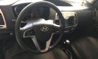 Hyundai i20 2011 - Cần bán xe Hyundai i20 sản xuất 2011, màu trắng chính chủ, 370 triệu