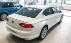 Volkswagen Passat GP 2016 - Cần bán Volkswagen Passat GP đời 2017, màu trắng, trả trước 400 triệu