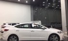 Hyundai Elantra 2018 - Bán ô tô Hyundai Elantra năm sản xuất 2018, màu đỏ giá cạnh tranh